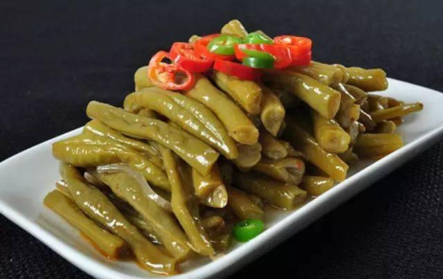 東莞食材供應(yīng)鏈教您：如何判斷自制咸菜是否變質(zhì)？