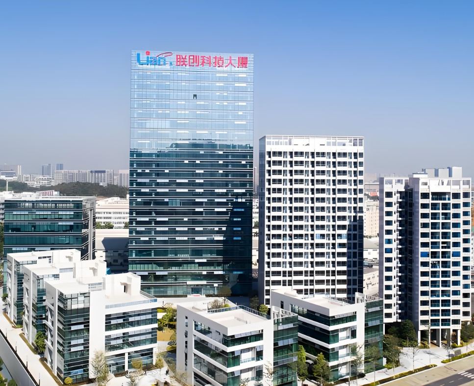 深圳聯(lián)創(chuàng)科技集團有限公司。地址：深圳市龍崗區(qū)南灣街道布瀾路21號